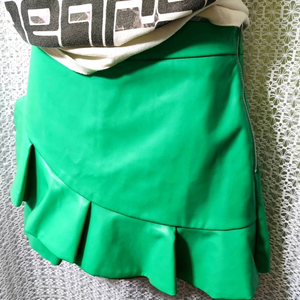 Green Ruffled Women's Skirt